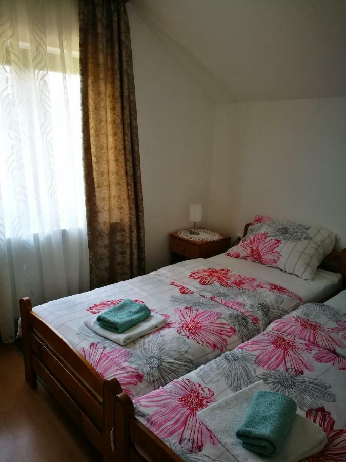 Apartment Manda Rakovica Bagian luar foto